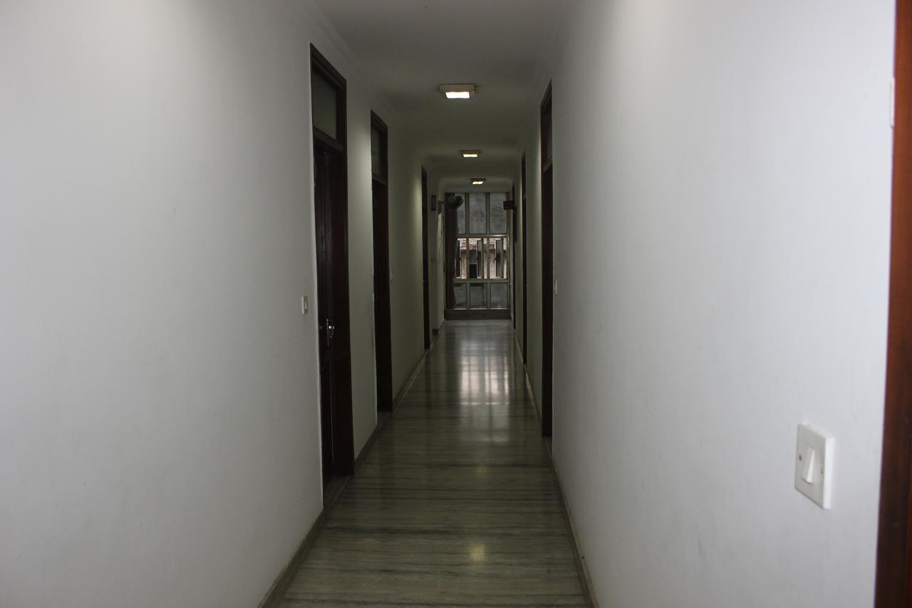 Batra Holiday Home - Couple Friendly Stays Дели Экстерьер фото