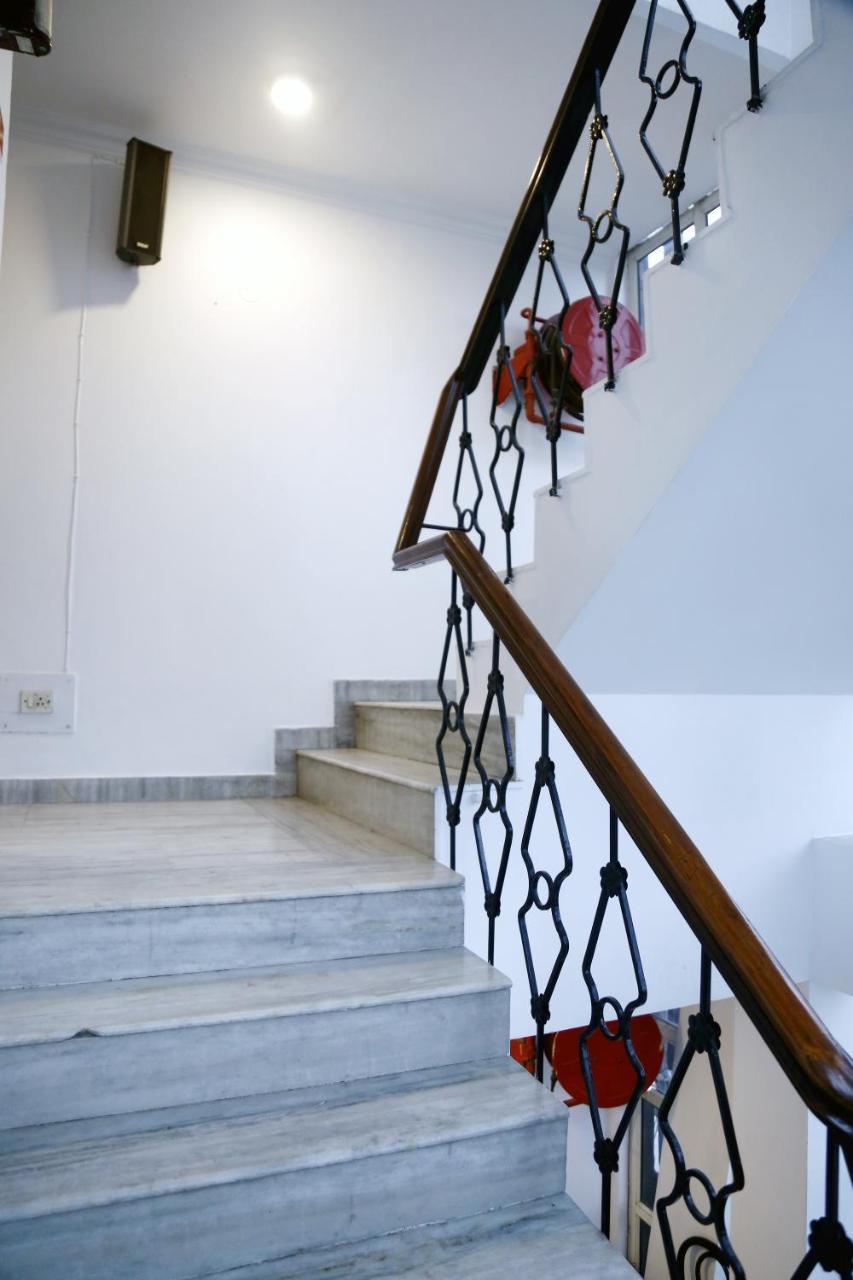 Batra Holiday Home - Couple Friendly Stays Дели Экстерьер фото