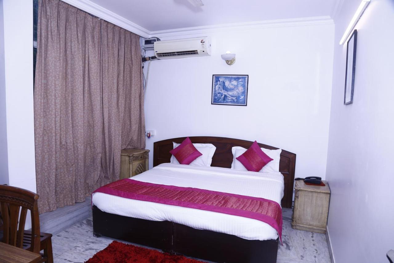Batra Holiday Home - Couple Friendly Stays Дели Экстерьер фото